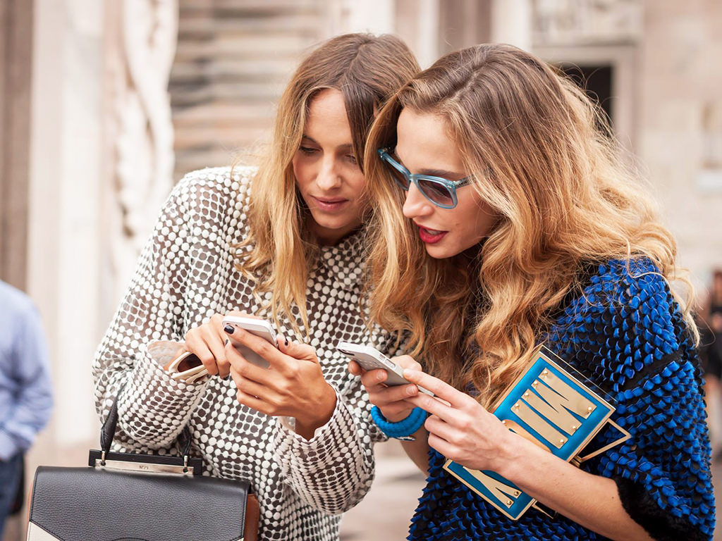 What Are The Benefits Of Shopping Second-Hand Fashion