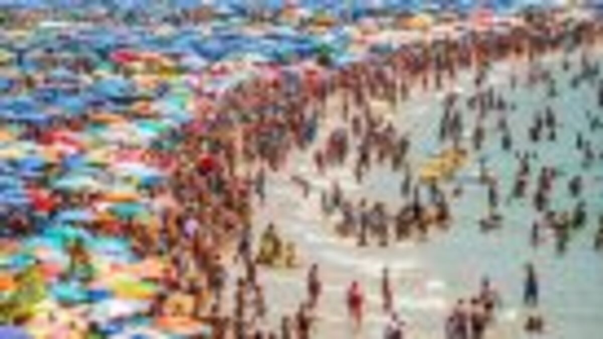 Best Ways To Avoid Tourist Traps While Traveling